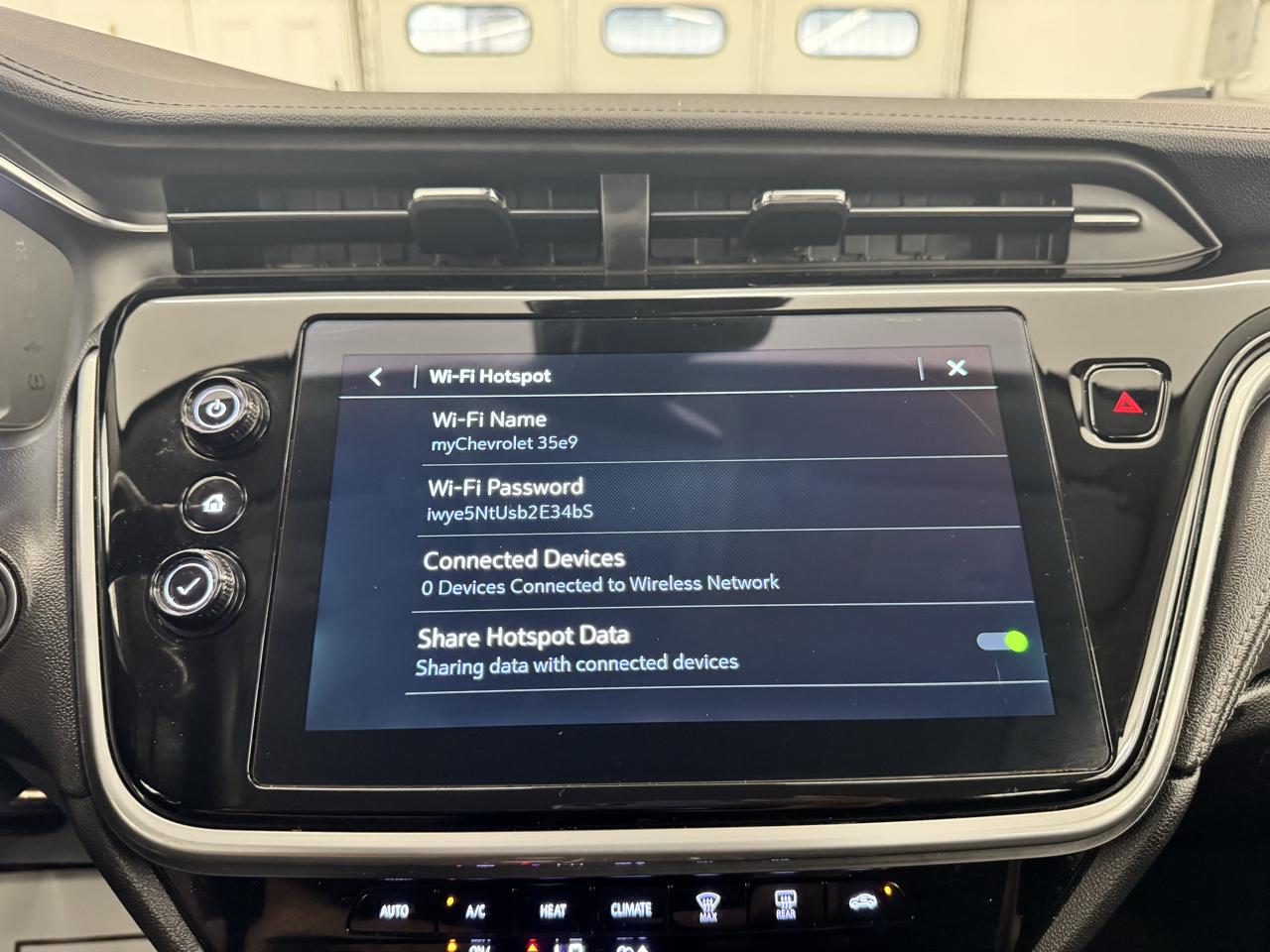 Chevrolet Bolt EUV FWD 4dr LT 2023