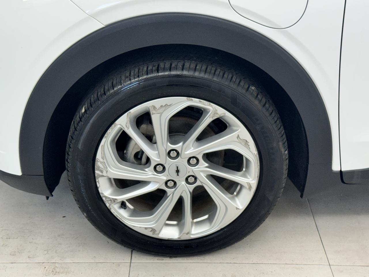 Chevrolet Bolt EUV FWD 4dr LT 2023