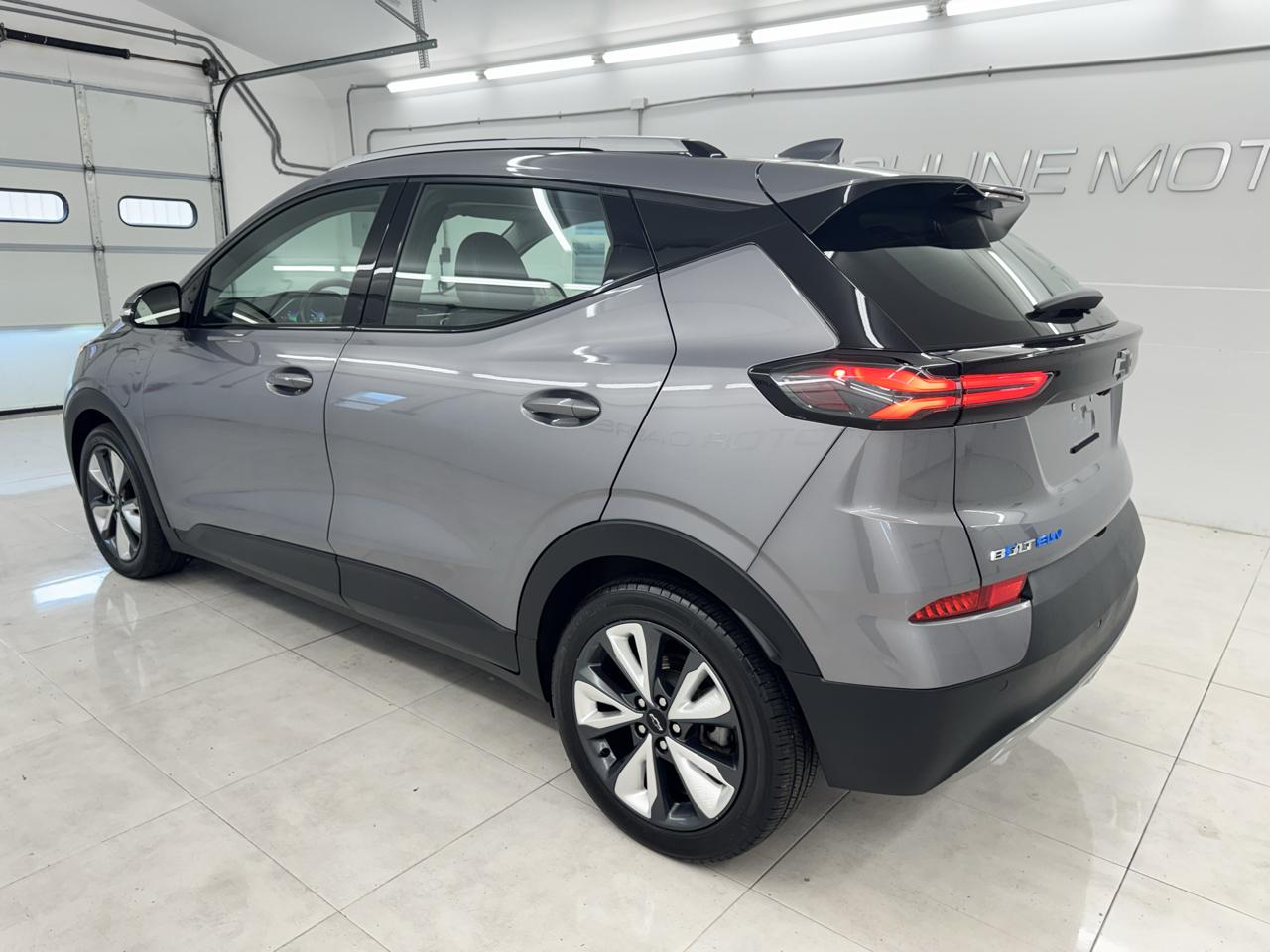 Chevrolet Bolt EUV FWD 4dr LT 2023
