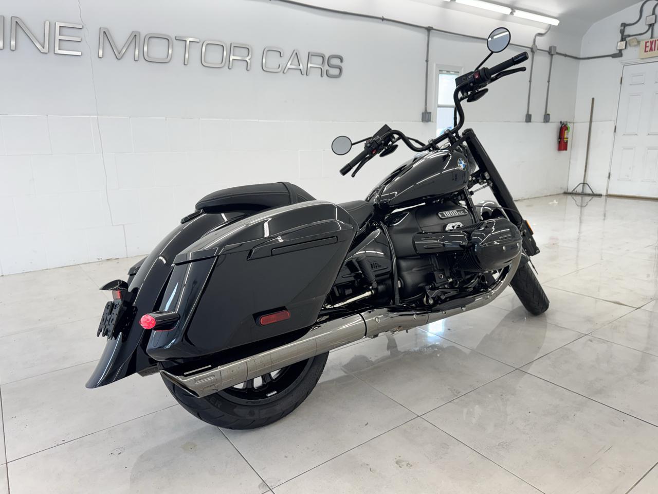 BMW R18  2024