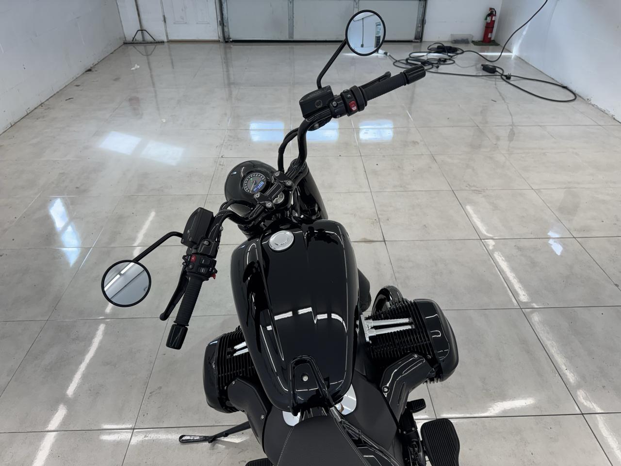 BMW R18  2024