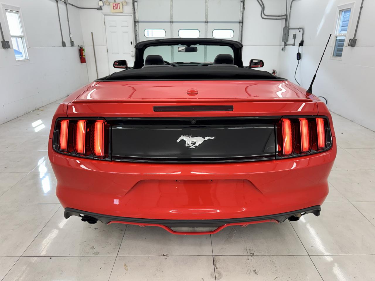 Ford Mustang EcoBoost Premium Convertible 2017