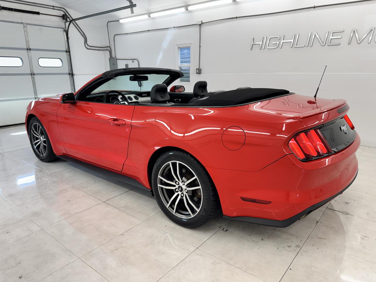 Ford Mustang EcoBoost Premium Convertible 2017