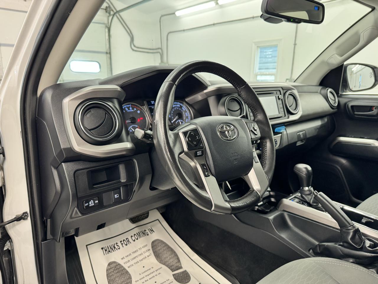 Toyota Tacoma 2WD TRD Off Road Double Cab 5' Bed V6 AT (Natl) 2019