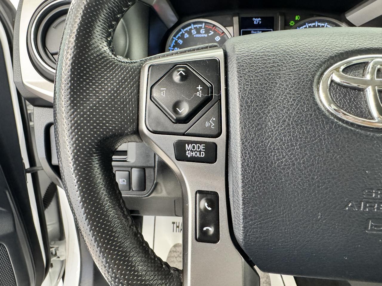 Toyota Tacoma 2WD TRD Off Road Double Cab 5' Bed V6 AT (Natl) 2019