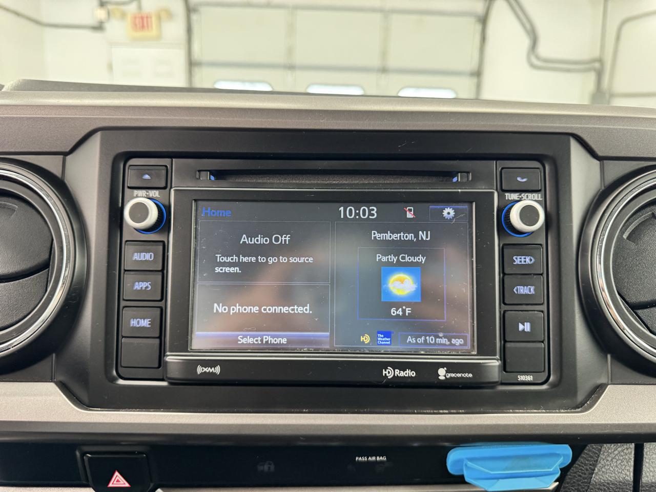 Toyota Tacoma 2WD TRD Off Road Double Cab 5' Bed V6 AT (Natl) 2019