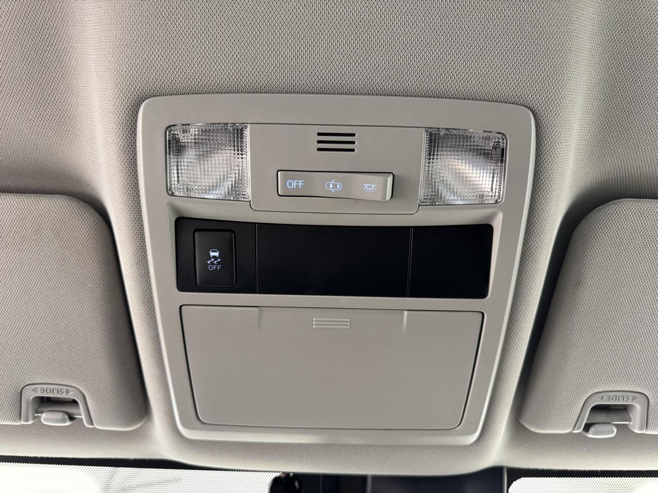 Toyota Tacoma 2WD TRD Off Road Double Cab 5' Bed V6 AT (Natl) 2019