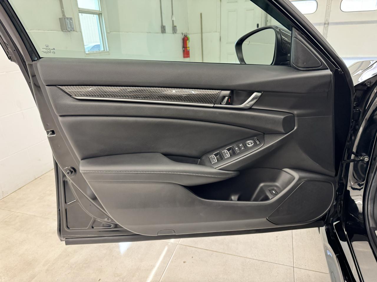 Honda Accord Sedan Sport 2.0T Auto 2020