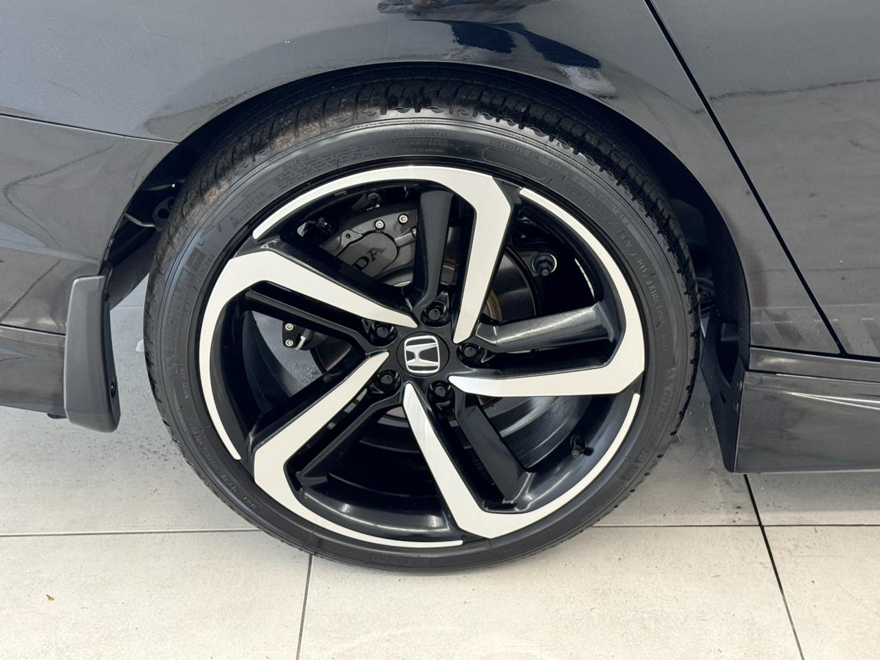 Honda Accord Sedan Sport 2.0T Auto 2020