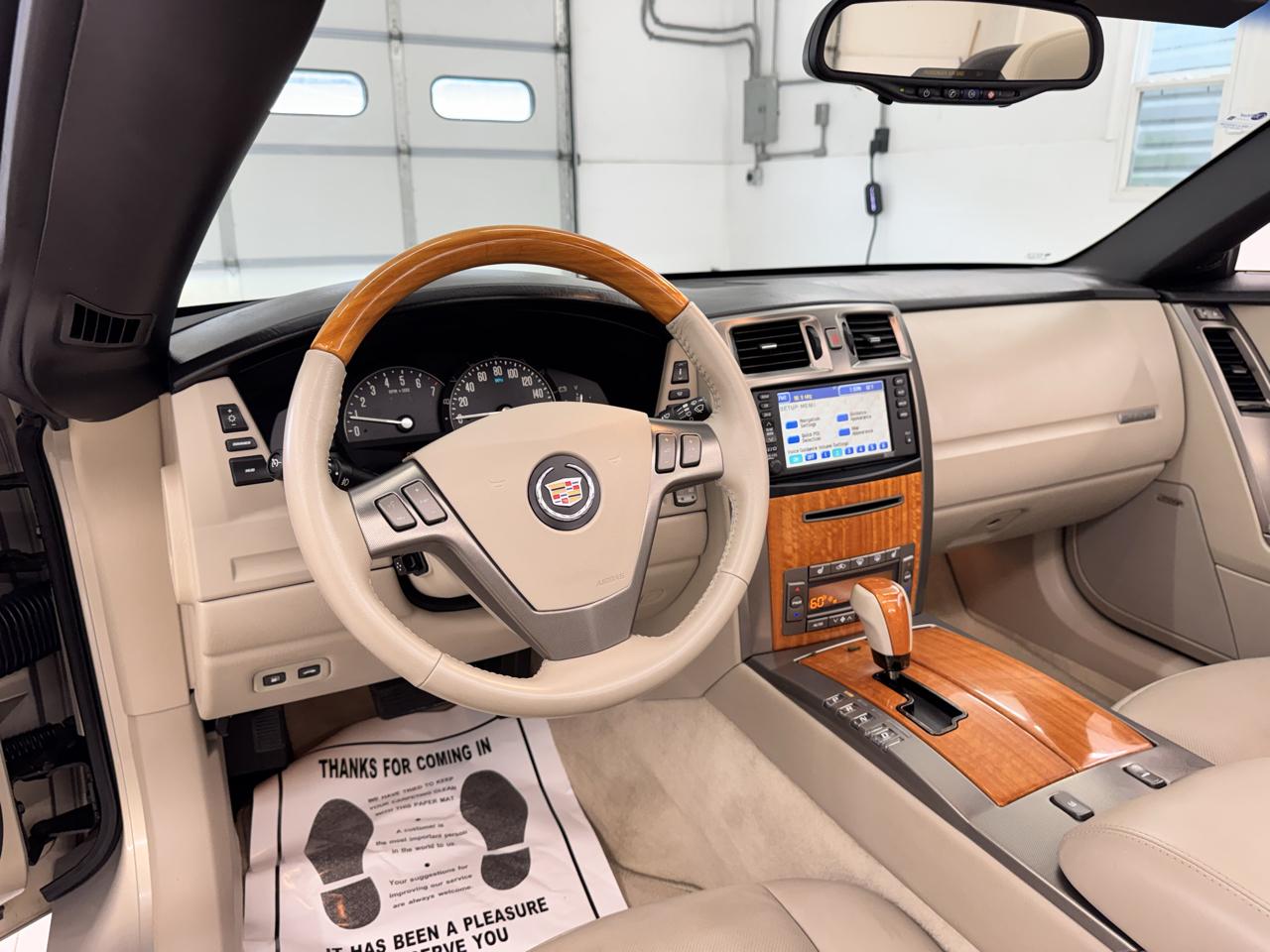 Cadillac XLR 2dr Convertible 2006