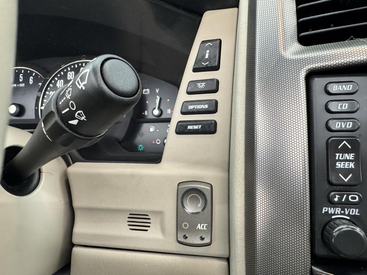 Cadillac XLR 2dr Convertible 2006