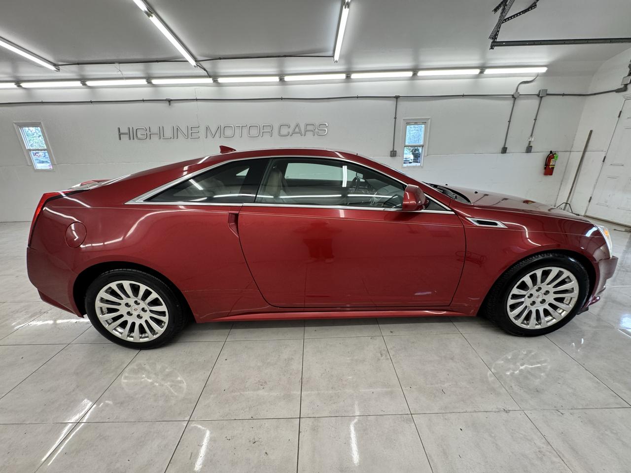 Cadillac CTS Coupe 2dr Cpe Performance RWD 2012