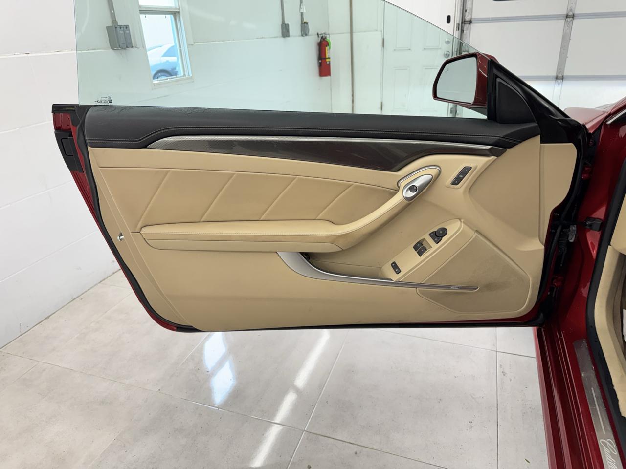 Cadillac CTS Coupe 2dr Cpe Performance RWD 2012