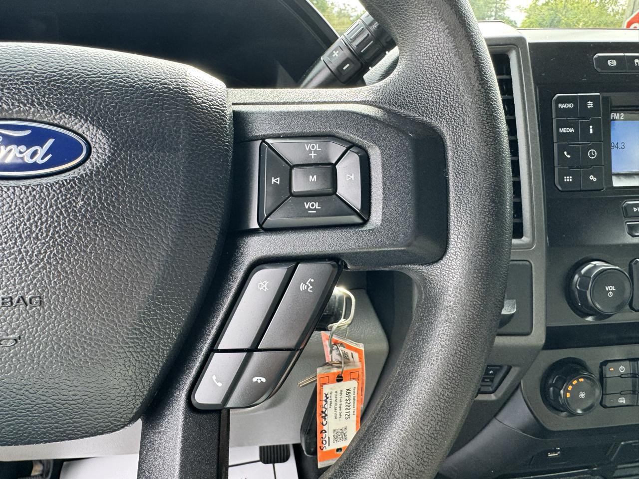 Ford Super Duty F-550 DRW XLT 2WD Reg Cab 145" WB 60" CA 2020