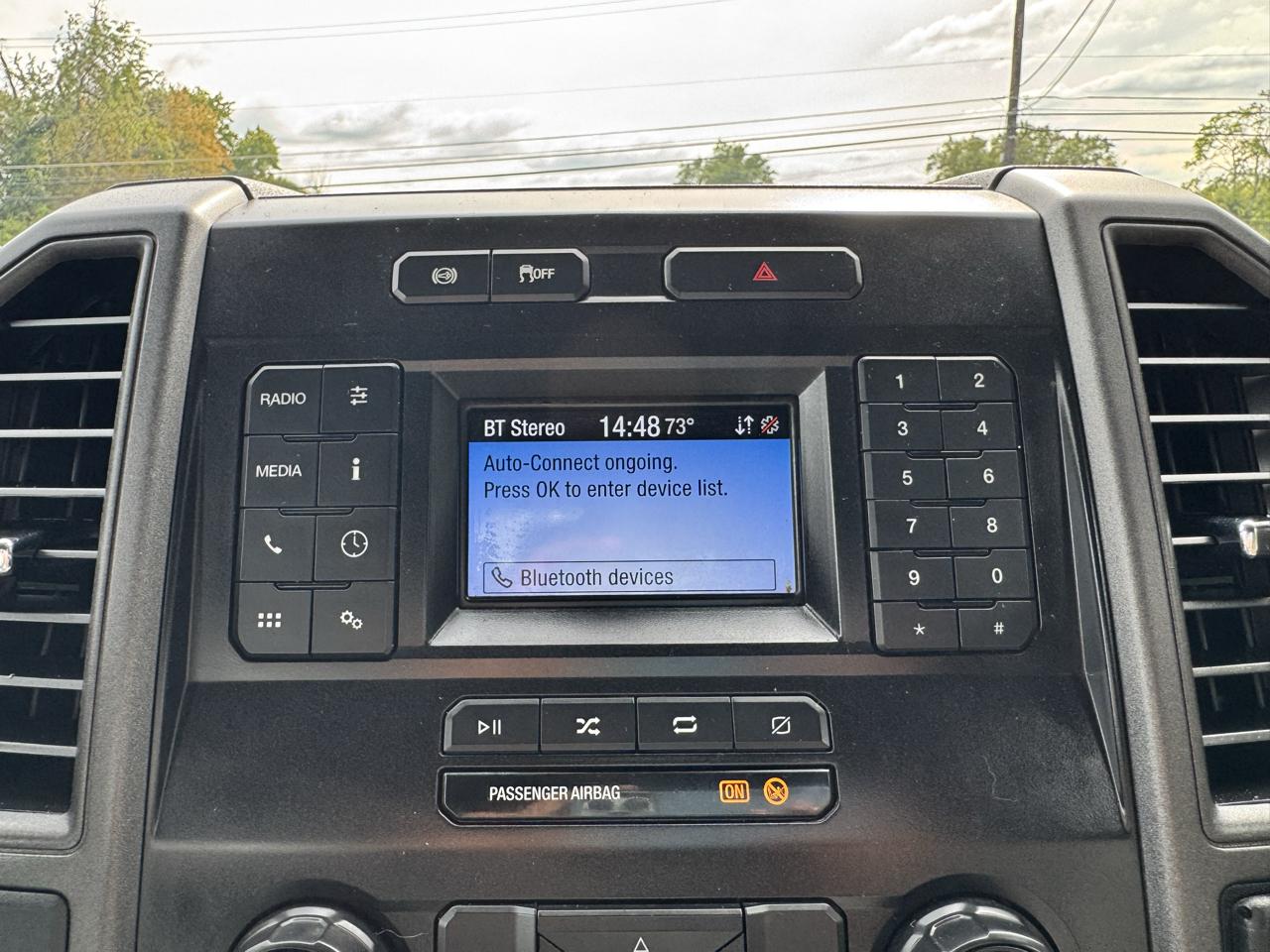 Ford Super Duty F-550 DRW XLT 2WD Reg Cab 145" WB 60" CA 2020
