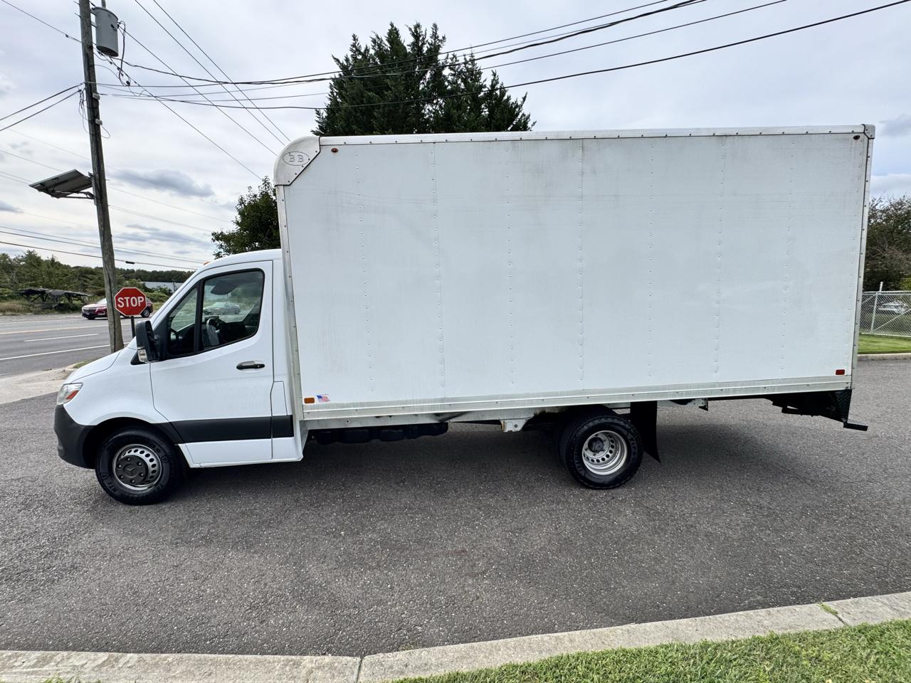 Mercedes-Benz Sprinter Cab Chassis 4500 Standard Roof V6 170" 2022