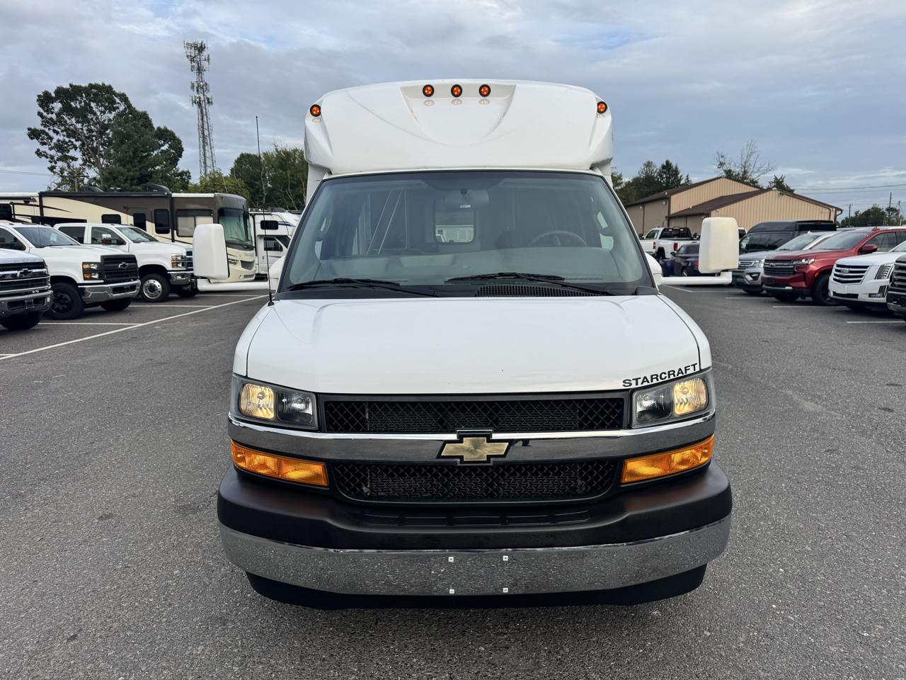 Chevrolet Express Commercial Cutaway 3500 Van 159" 2020