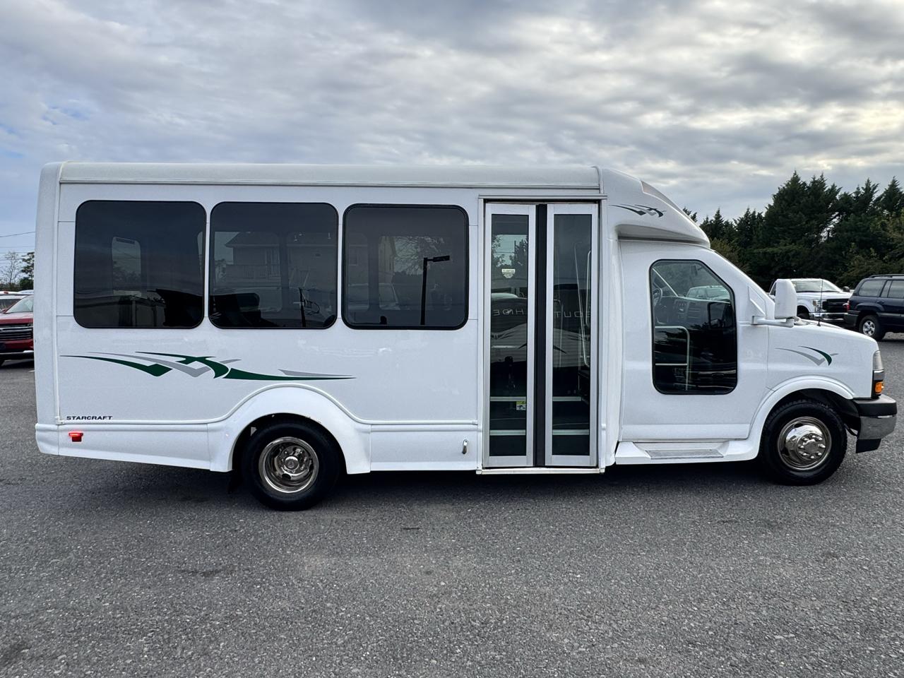 Chevrolet Express Commercial Cutaway 3500 Van 159" 2020