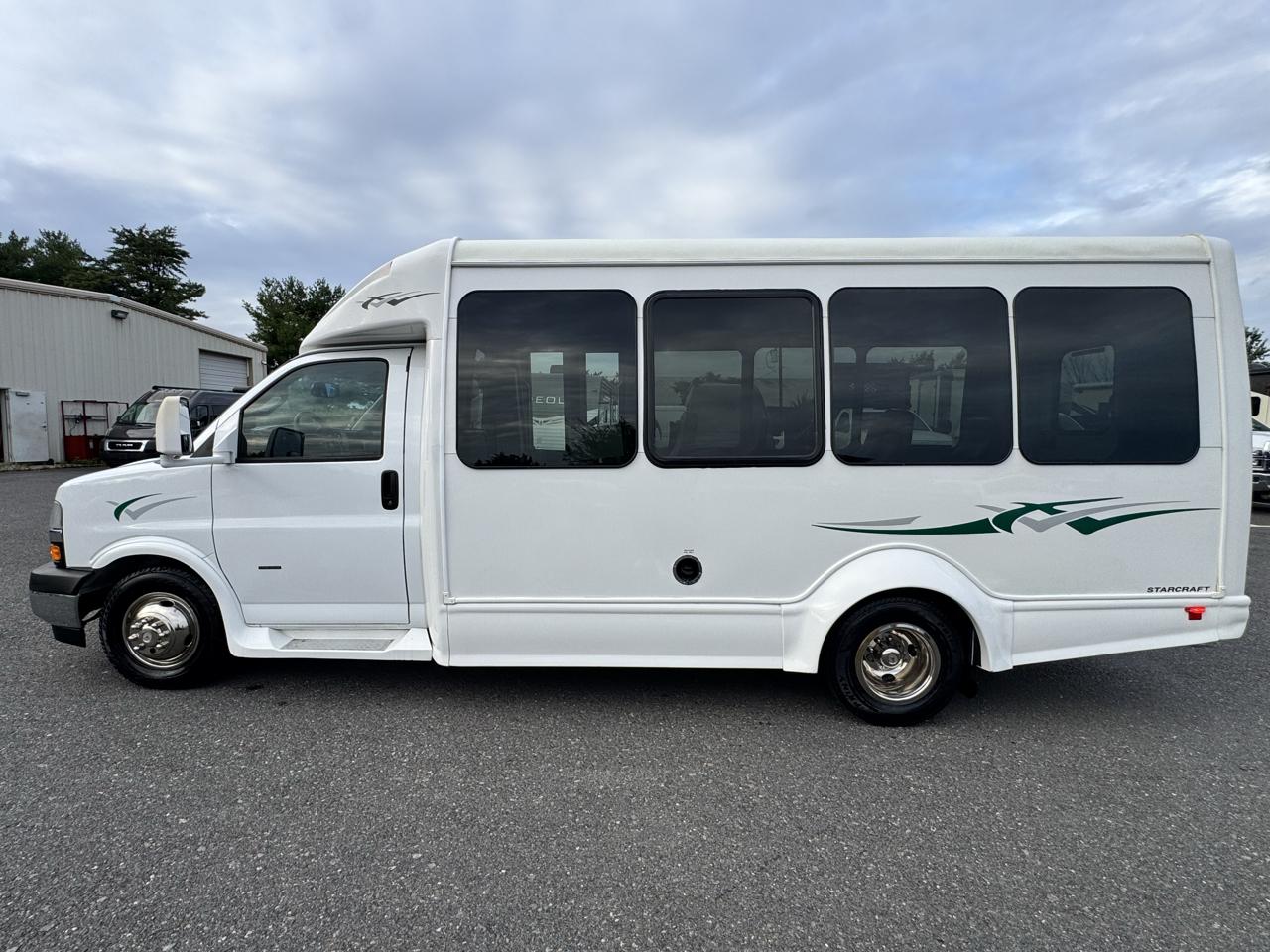 Chevrolet Express Commercial Cutaway 3500 Van 159" 2020