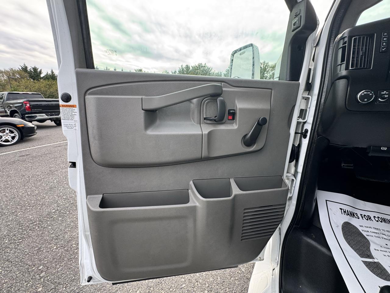 Chevrolet Express Commercial Cutaway 3500 Van 159" 2020