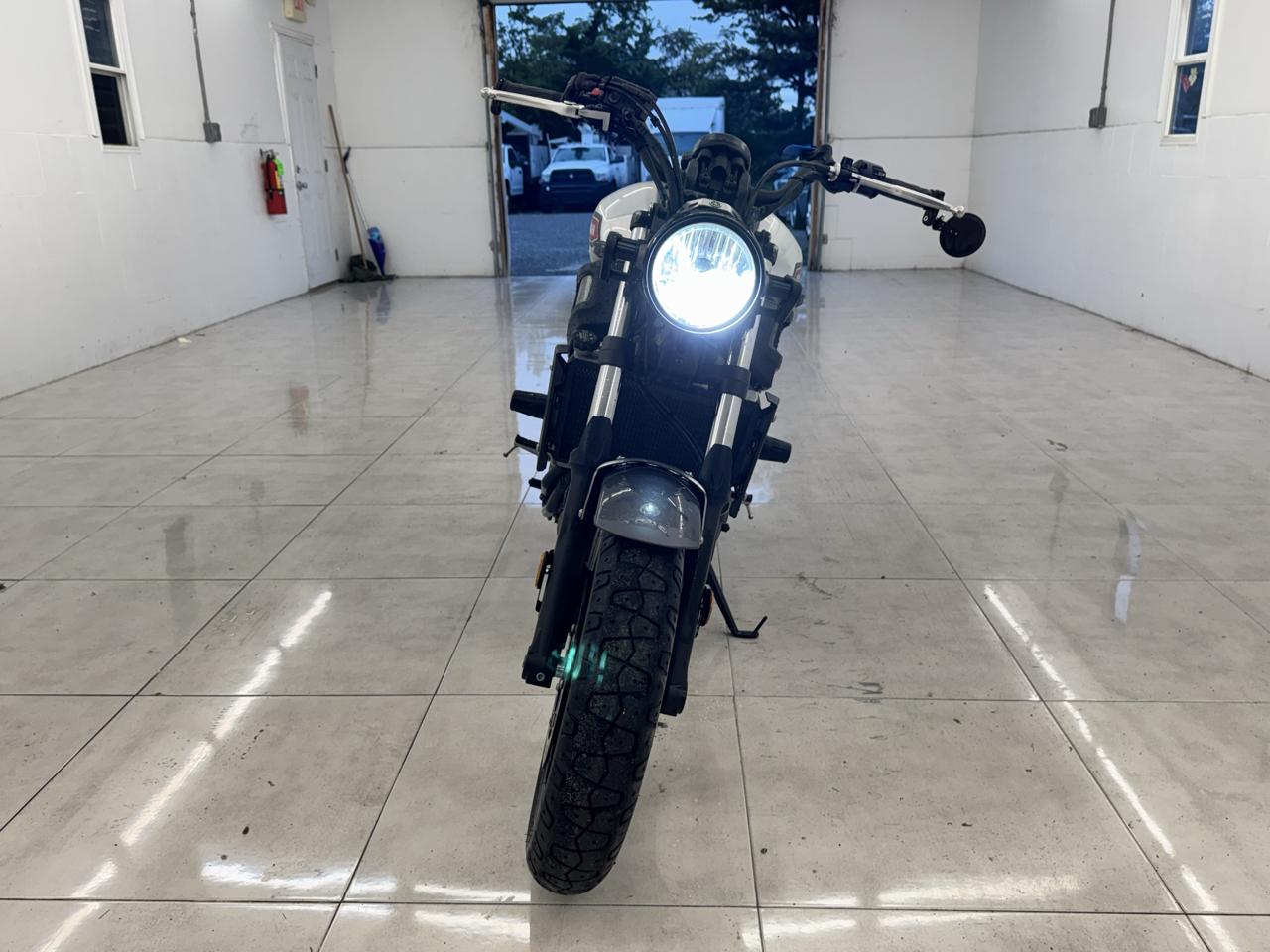 Yamaha XSR700  2019