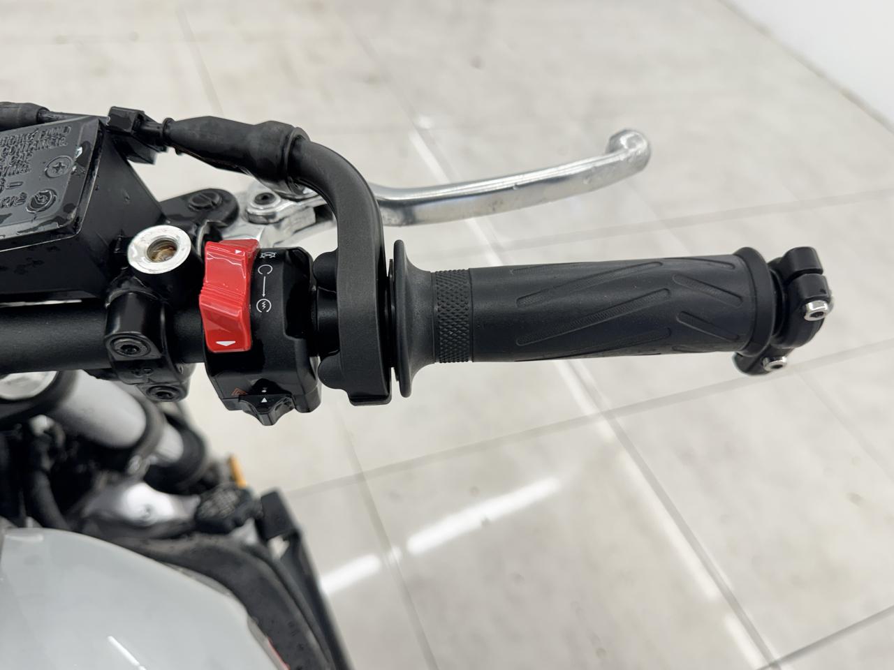 Yamaha XSR700  2019