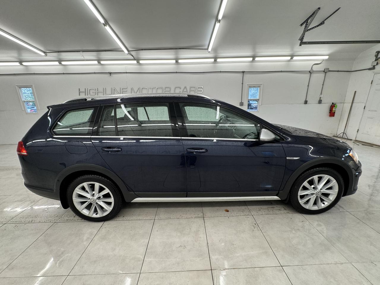Volkswagen Golf Alltrack 1.8T SEL DSG 2017