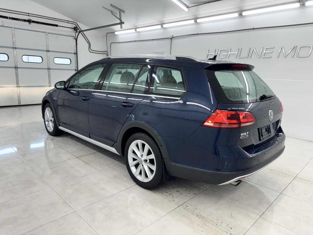 Volkswagen Golf Alltrack 1.8T SEL DSG 2017