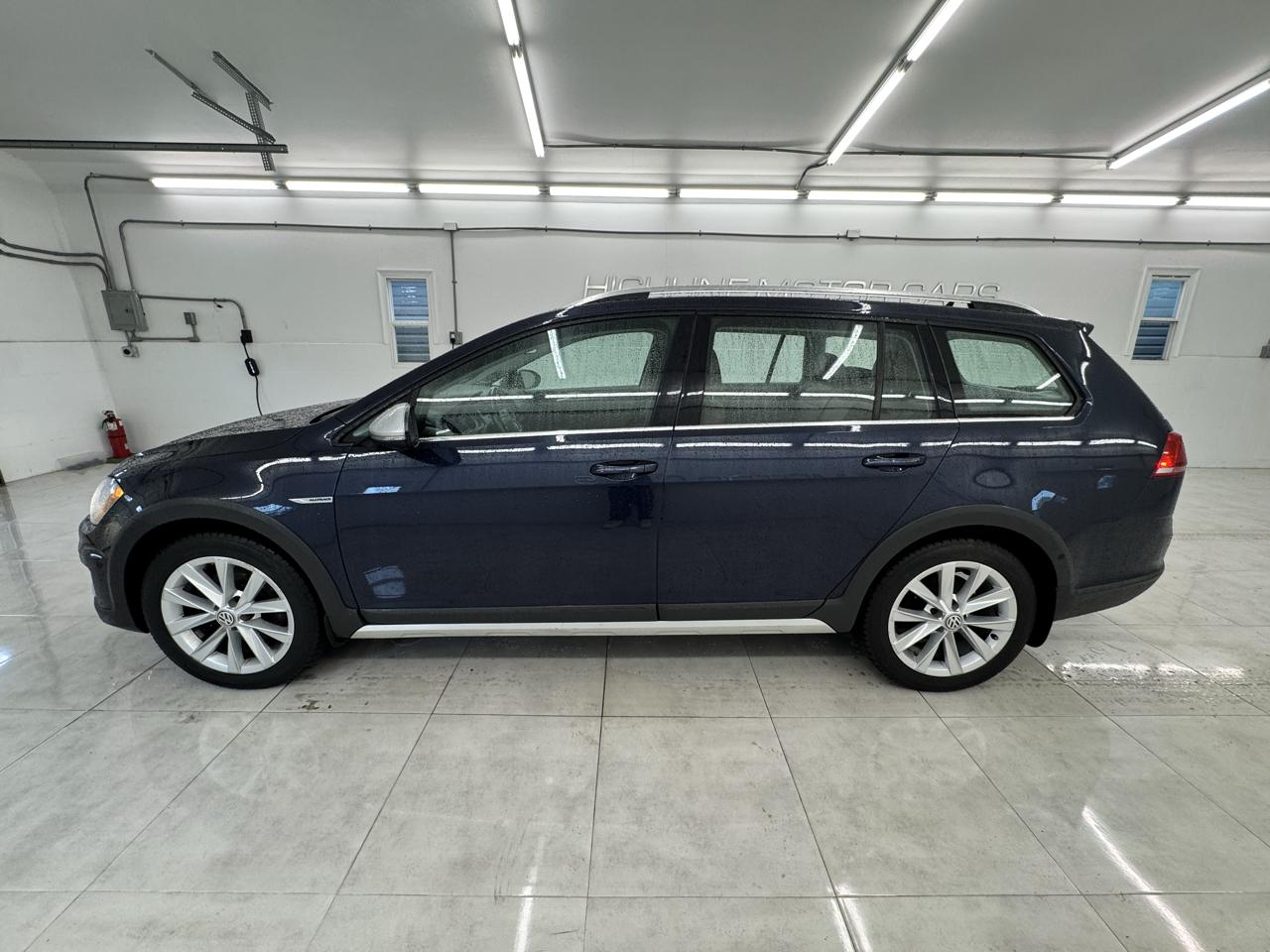 Volkswagen Golf Alltrack 1.8T SEL DSG 2017