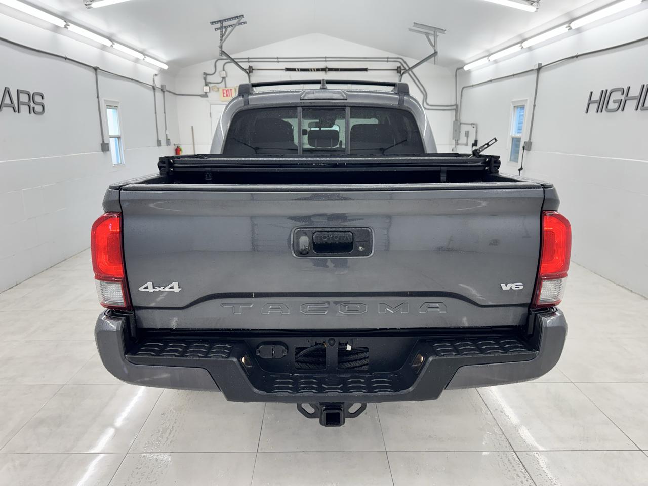 Toyota Tacoma 4WD TRD Off Road Double Cab 5' Bed V6 MT (Natl) 2021