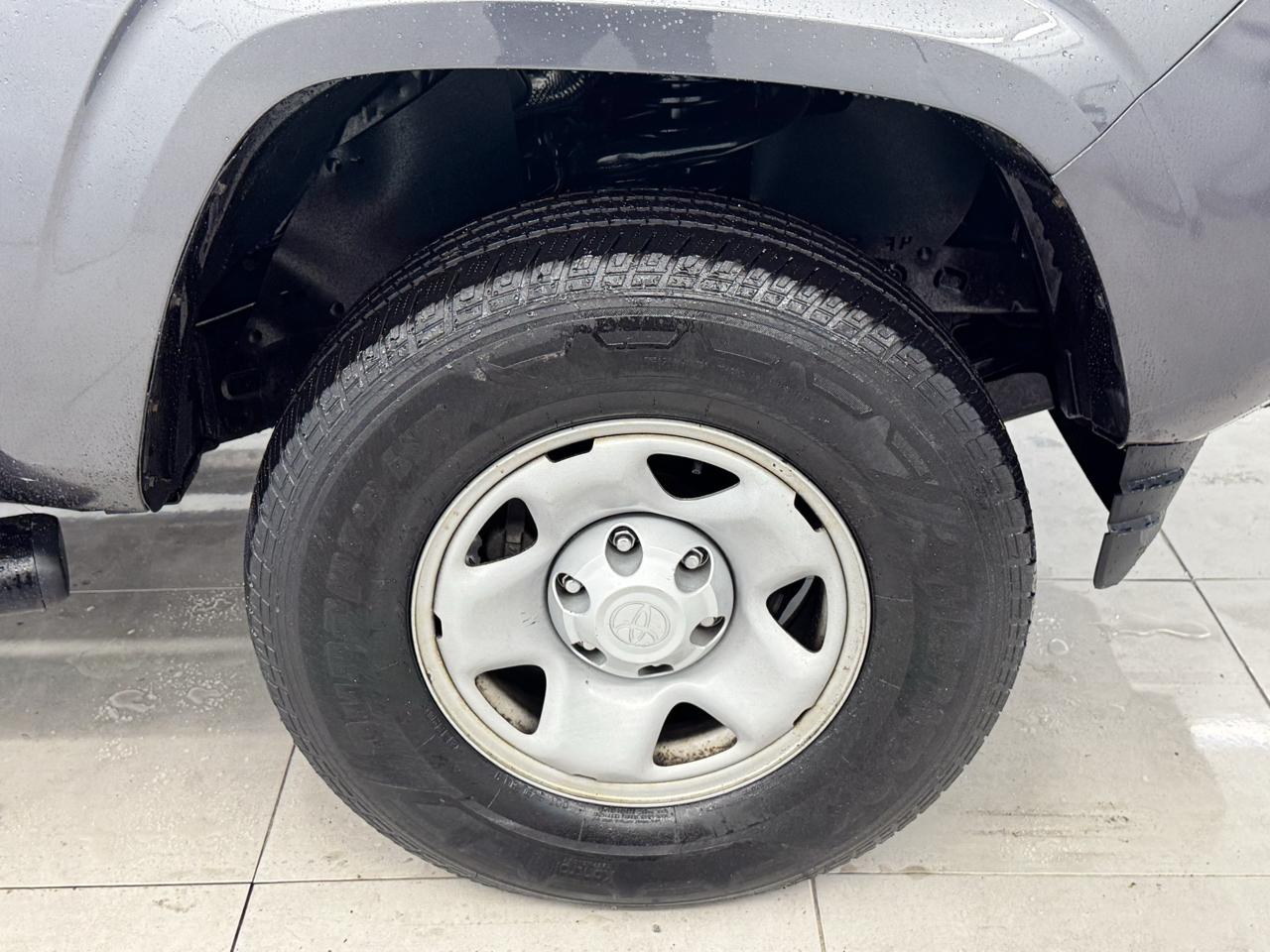Toyota Tacoma 4WD TRD Off Road Double Cab 5' Bed V6 MT (Natl) 2021