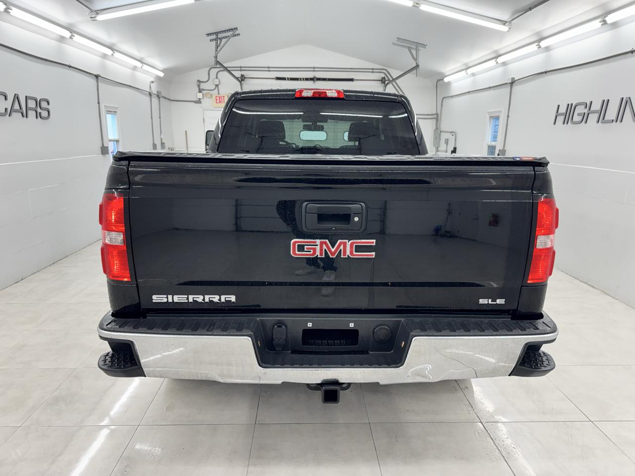 GMC Sierra 1500 4WD Crew Cab 143.5" SLE 2018
