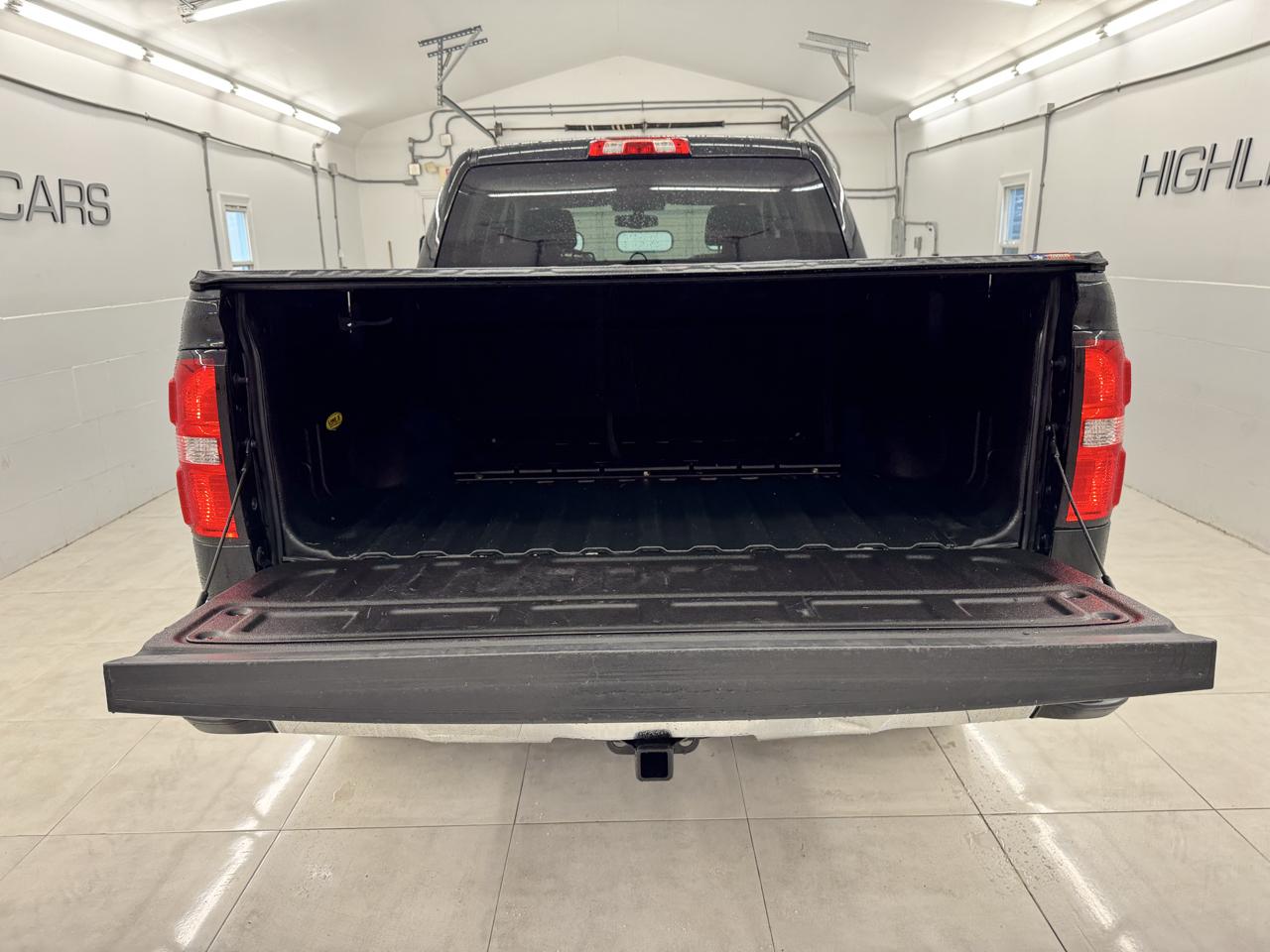 GMC Sierra 1500 4WD Crew Cab 143.5" SLE 2018