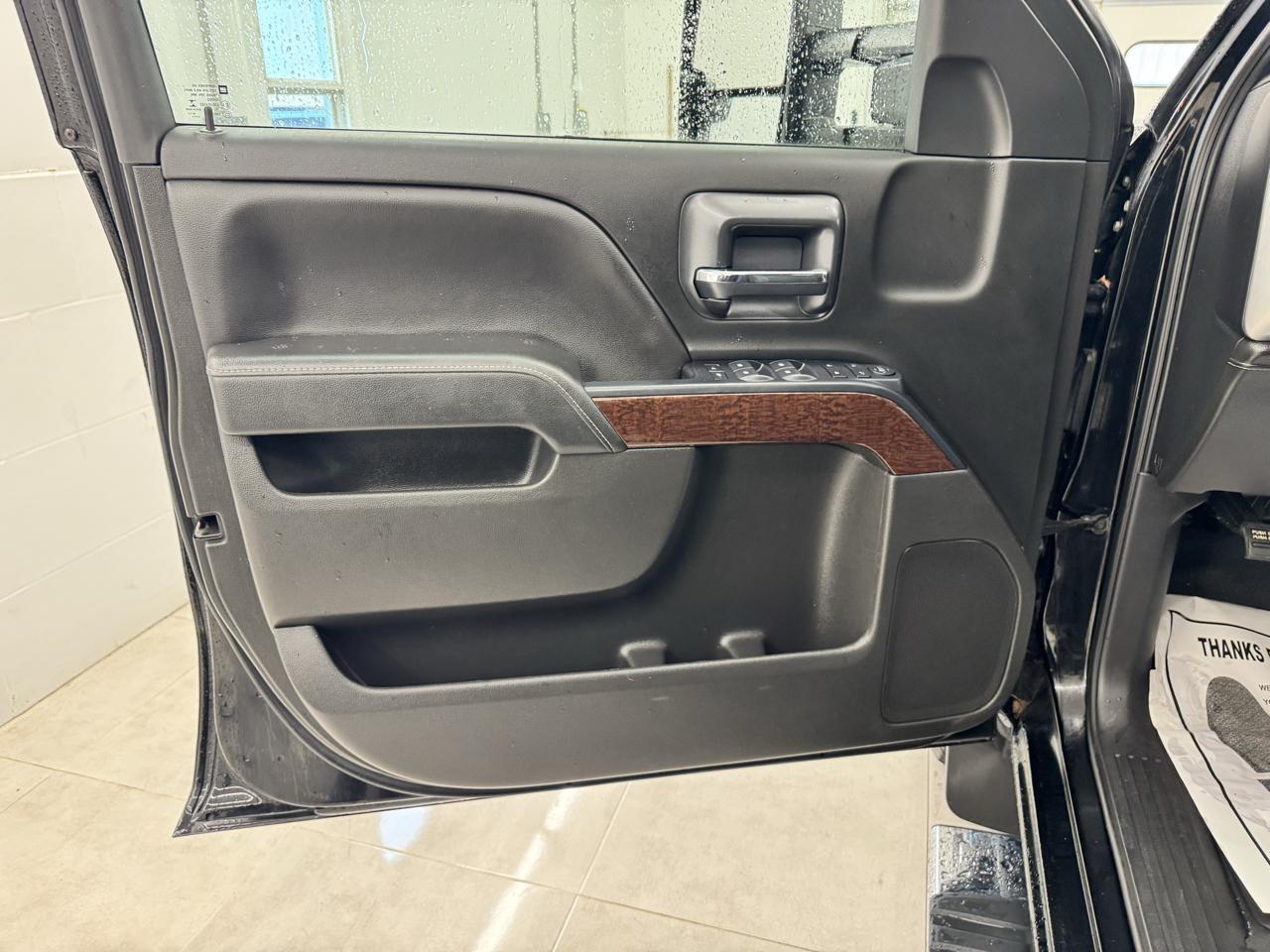GMC Sierra 1500 4WD Crew Cab 143.5" SLE 2018