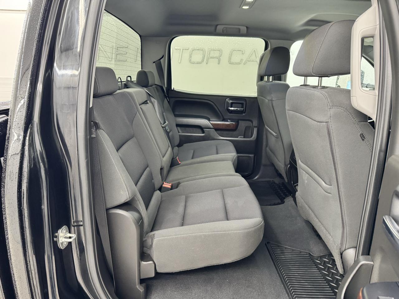 GMC Sierra 1500 4WD Crew Cab 143.5" SLE 2018