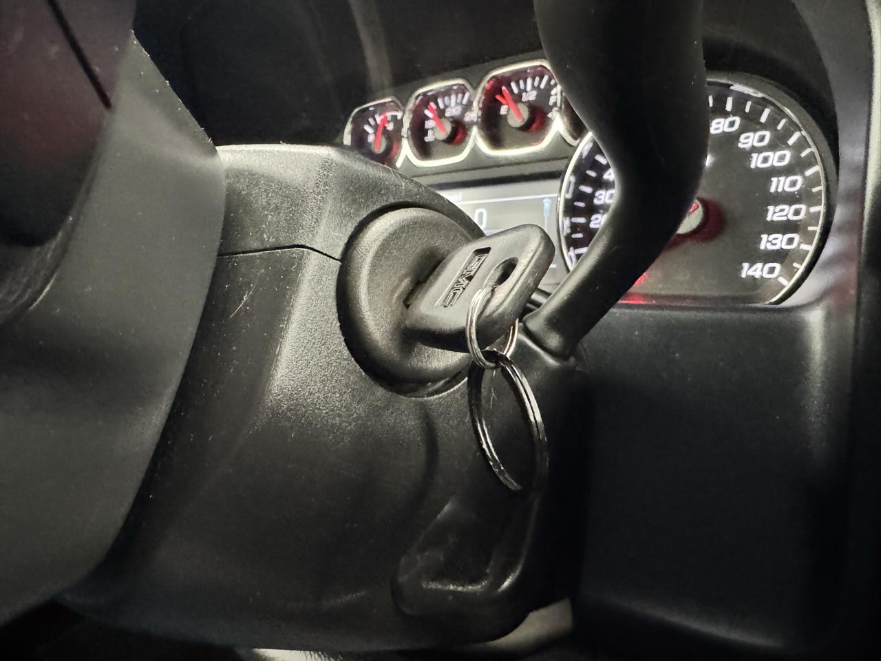 GMC Sierra 1500 4WD Crew Cab 143.5" SLE 2018