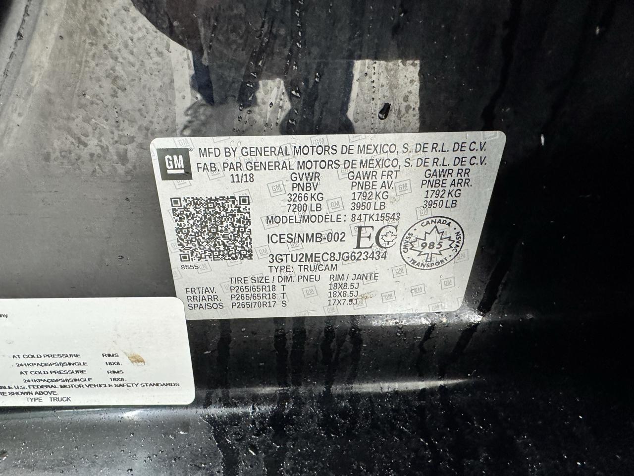 GMC Sierra 1500 4WD Crew Cab 143.5" SLE 2018