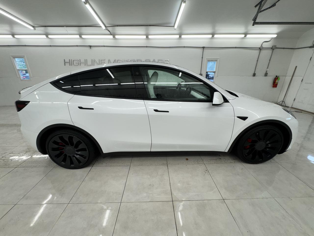Tesla Model Y Performance AWD 2023