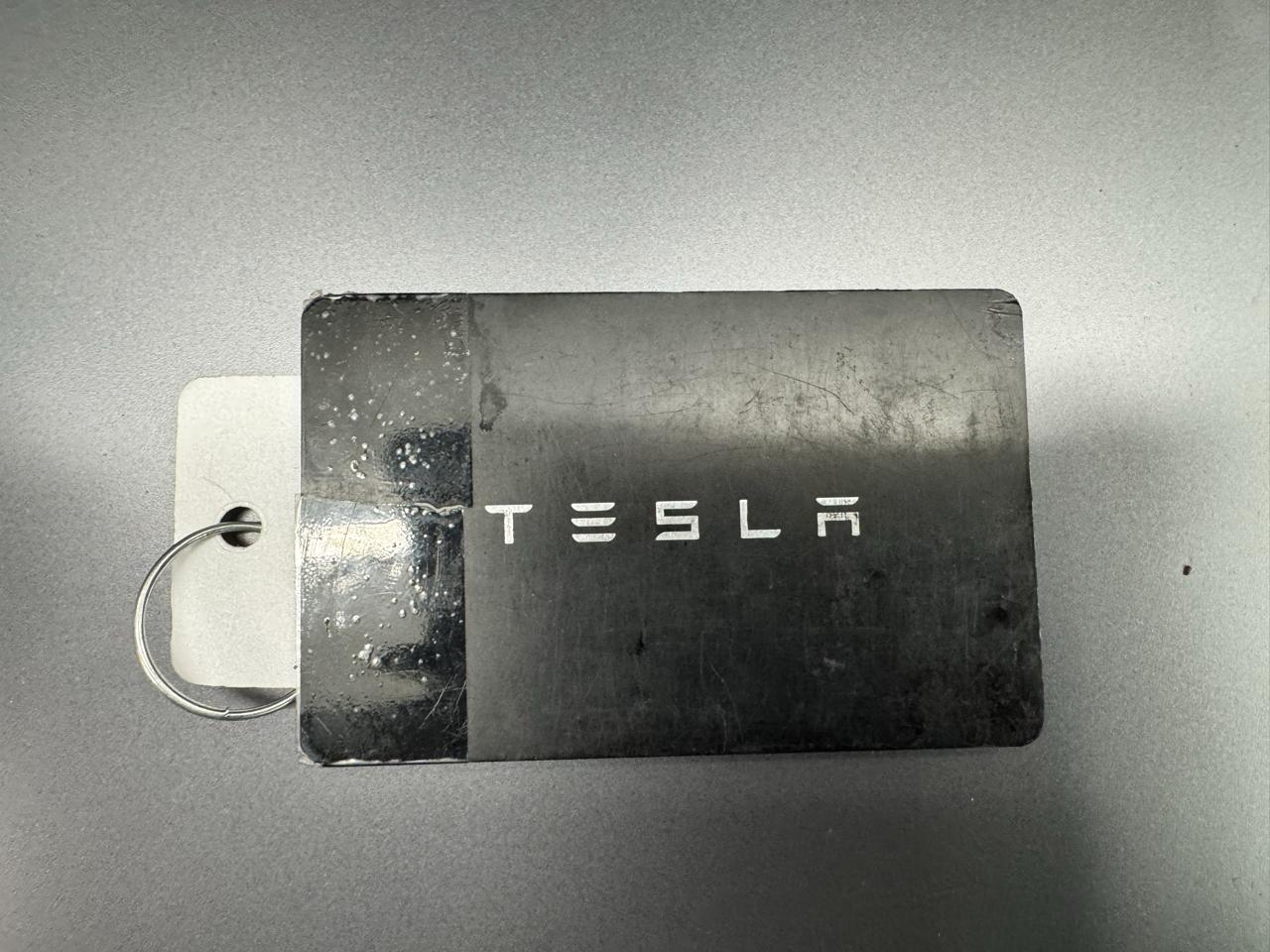 Tesla Model Y Performance AWD 2023