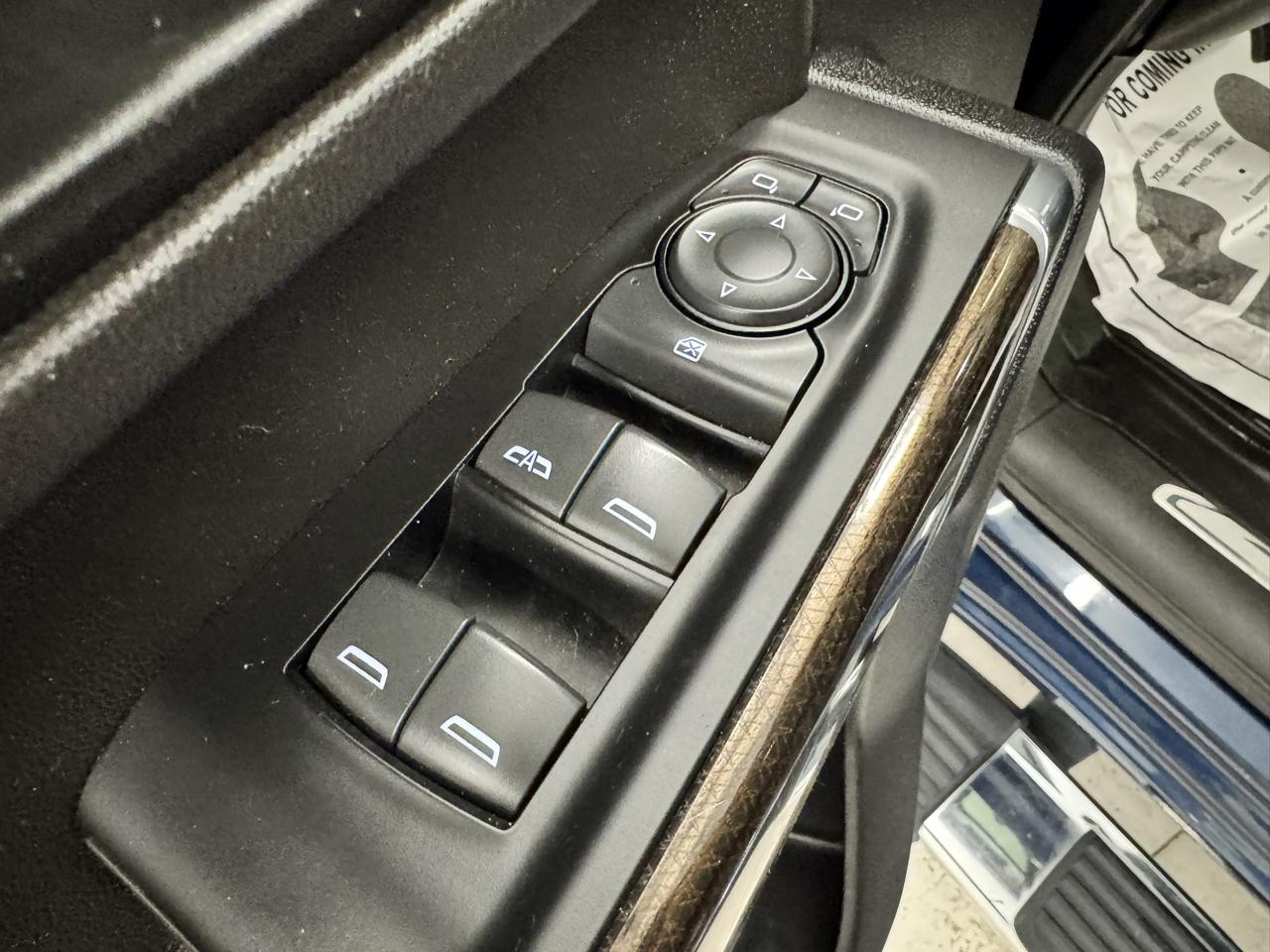 Chevrolet Silverado 3500HD 4WD Crew Cab 172" LT 2022