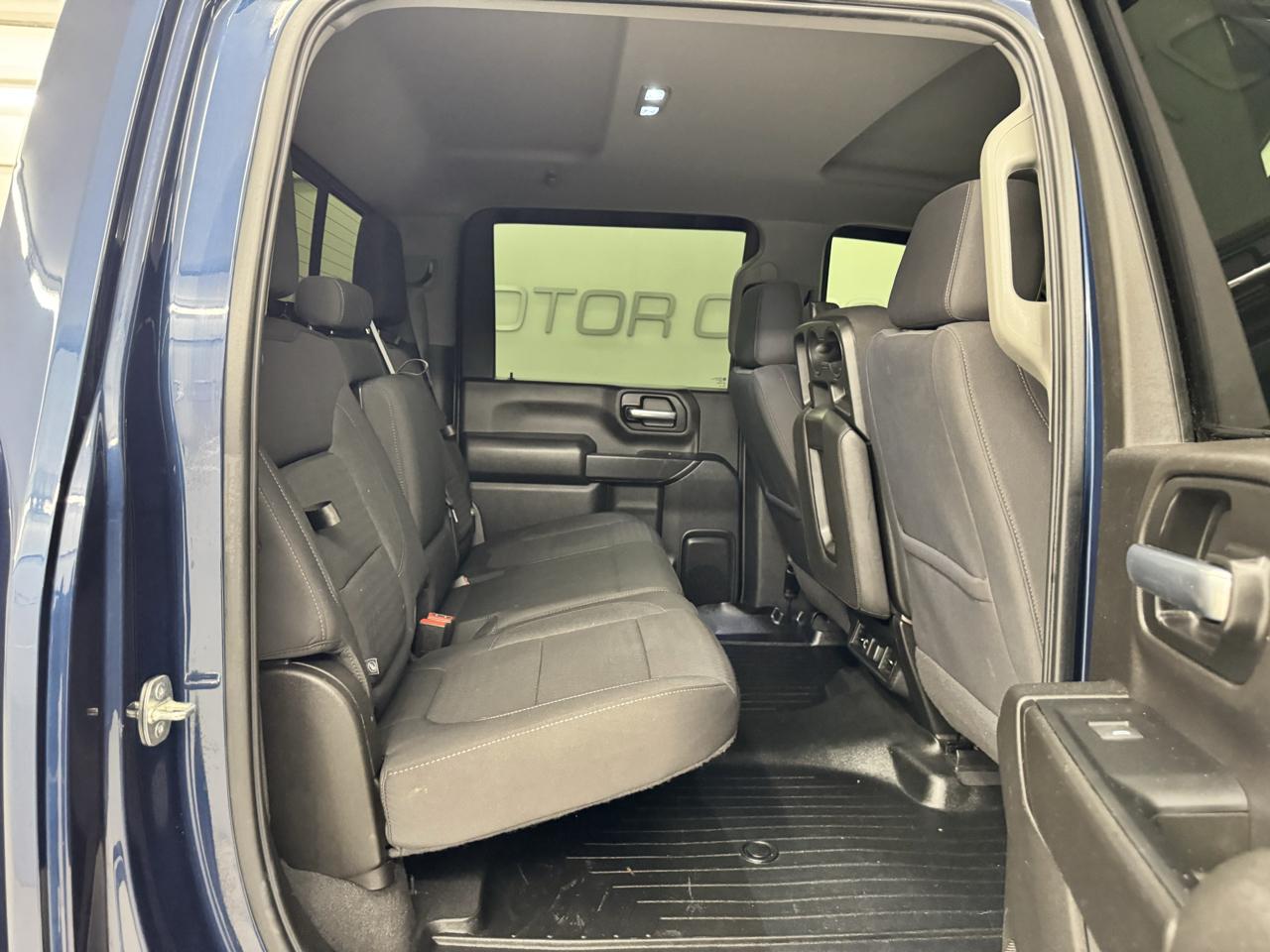 Chevrolet Silverado 3500HD 4WD Crew Cab 172" LT 2022