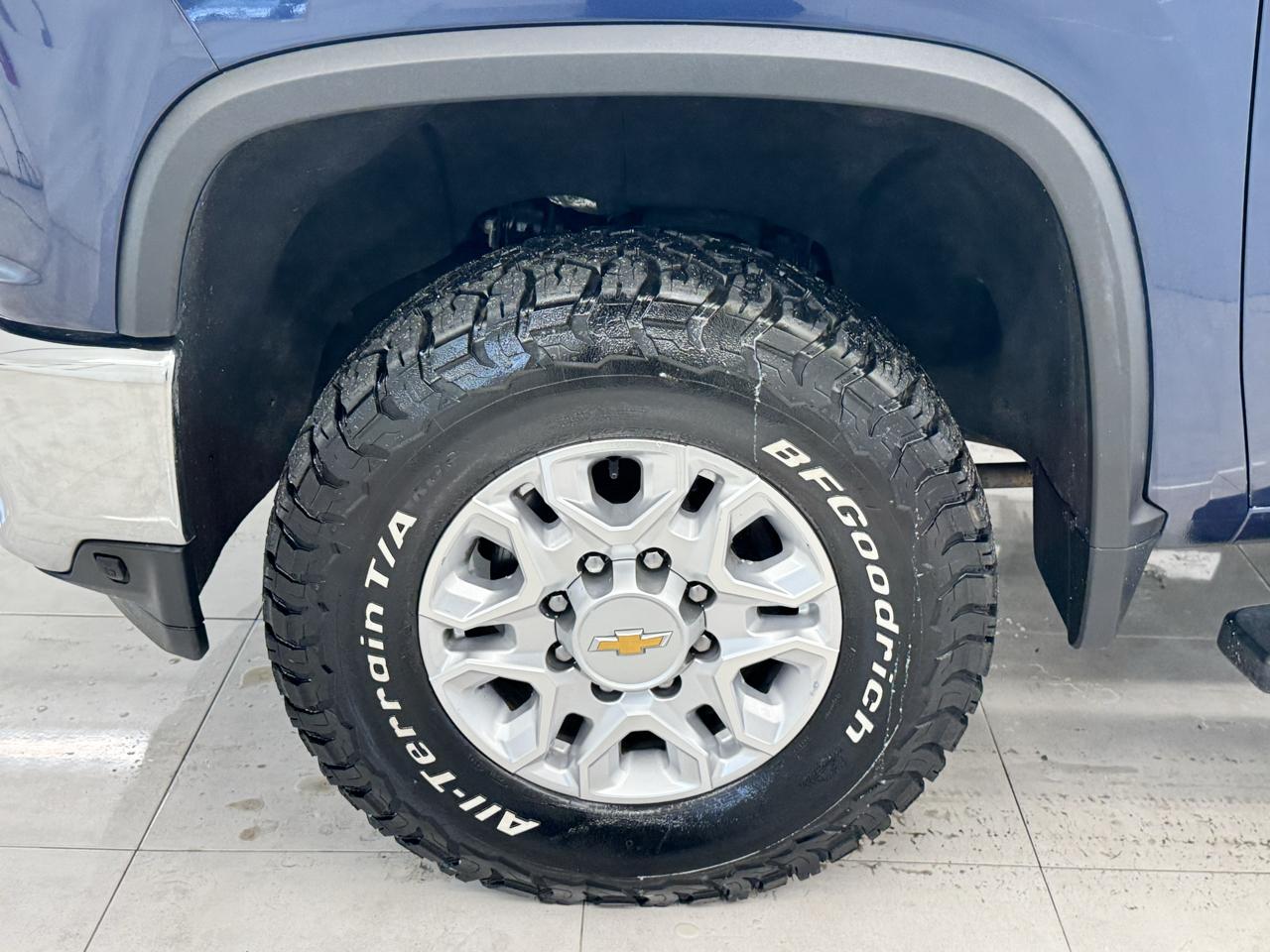 Chevrolet Silverado 3500HD 4WD Crew Cab 172" LT 2022