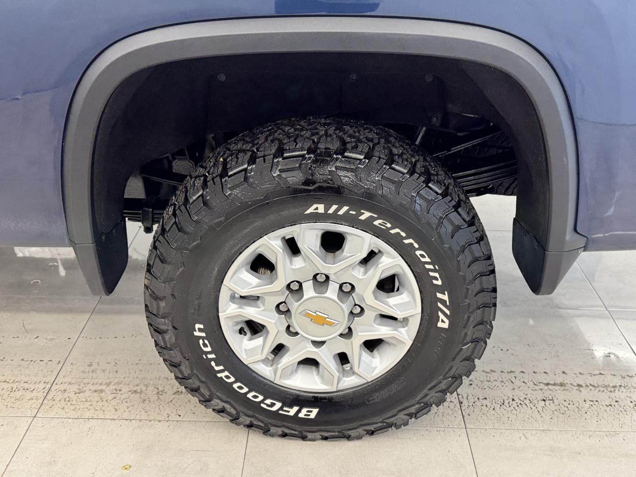 Chevrolet Silverado 3500HD 4WD Crew Cab 172" LT 2022