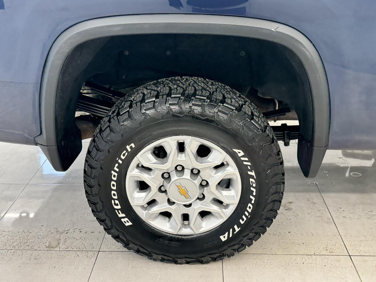 Chevrolet Silverado 3500HD 4WD Crew Cab 172" LT 2022