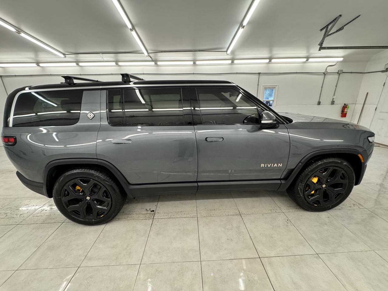 Rivian R1S Launch Edition AWD 2022