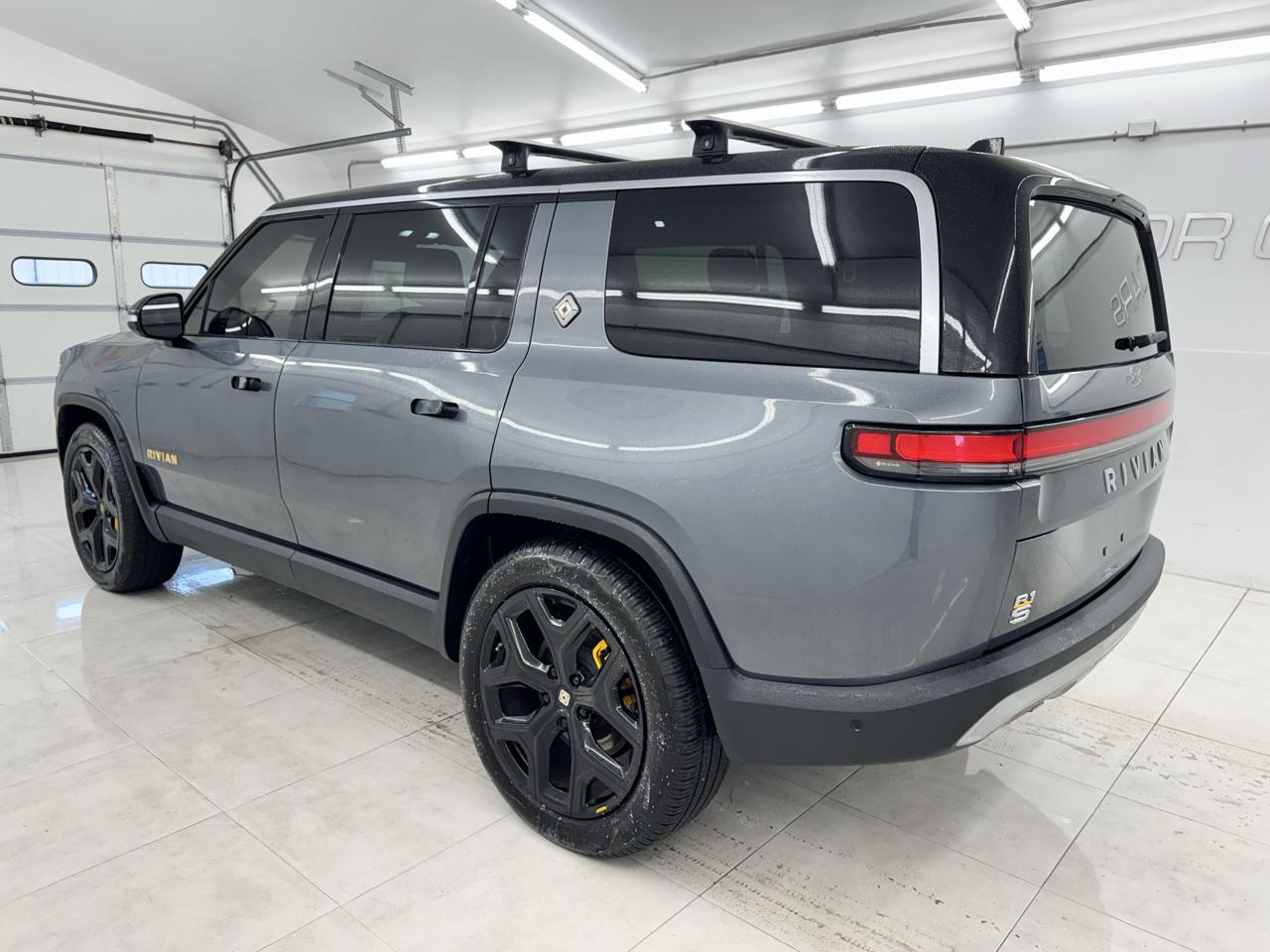 Rivian R1S Launch Edition AWD 2022