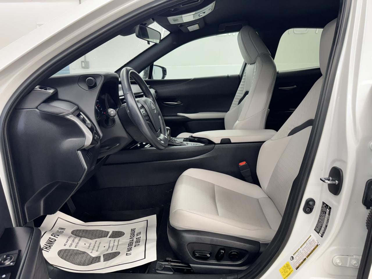Lexus UX UX 250h AWD 2022