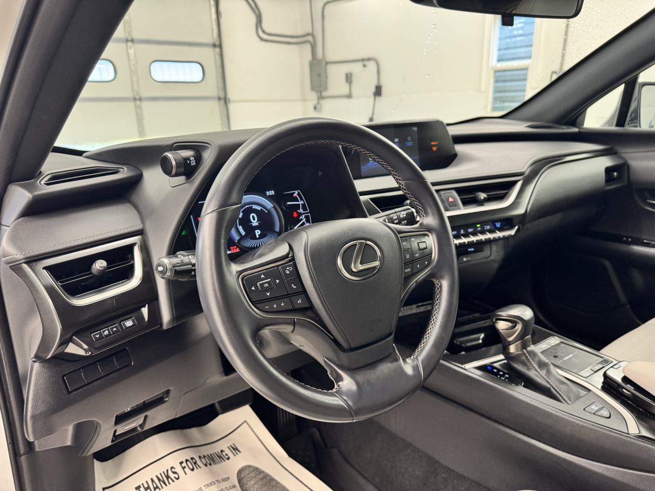 Lexus UX UX 250h AWD 2022