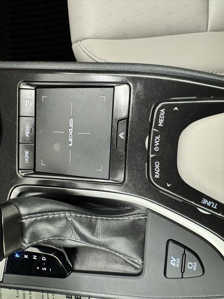 Lexus UX UX 250h AWD 2022