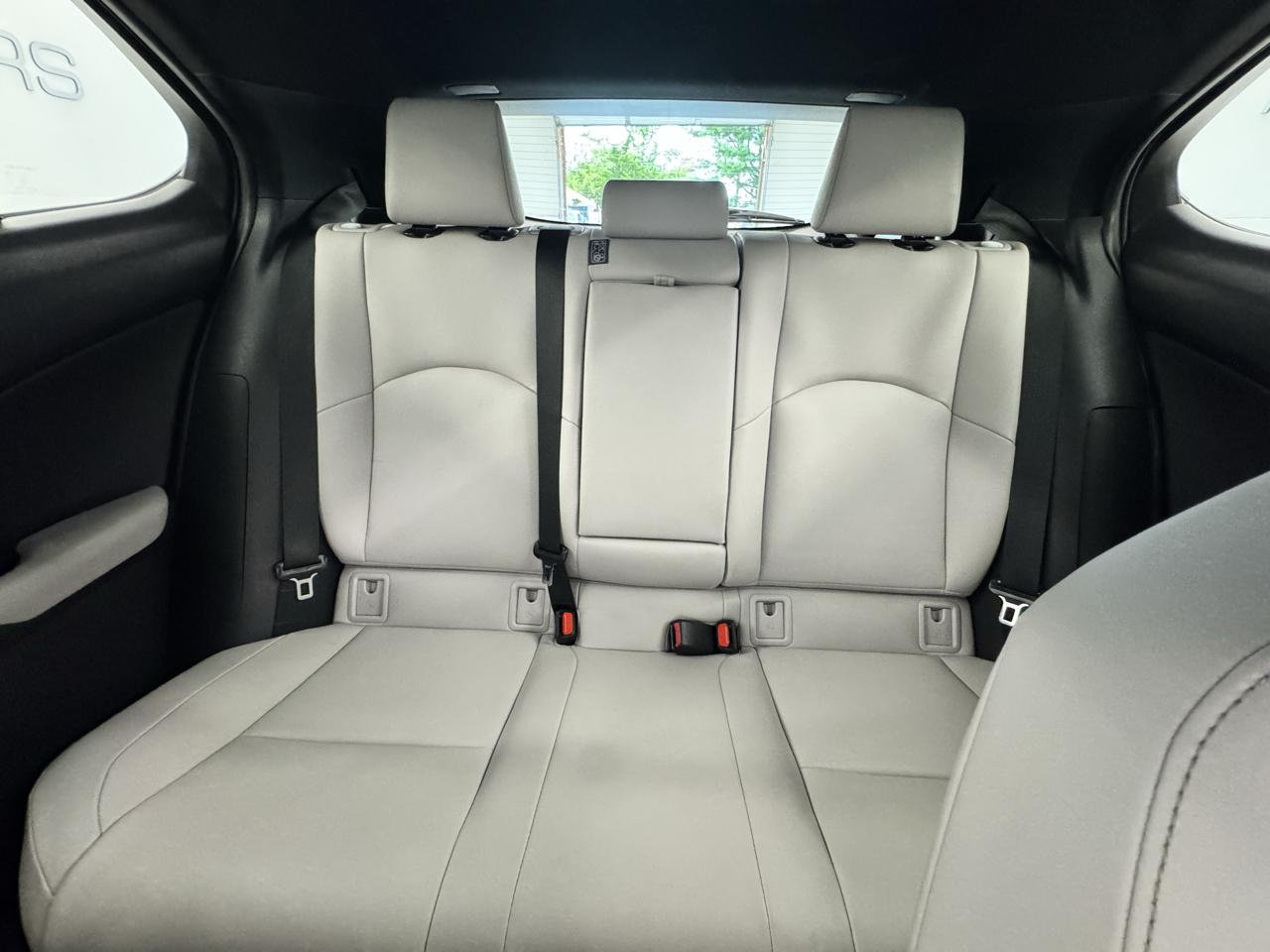 Lexus UX UX 250h AWD 2022